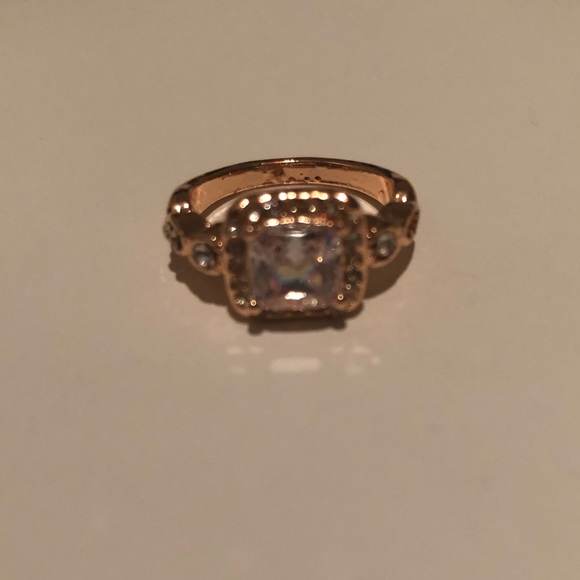 Jewelry - 18K Rose Gold Plated Diamond Inspired Ring